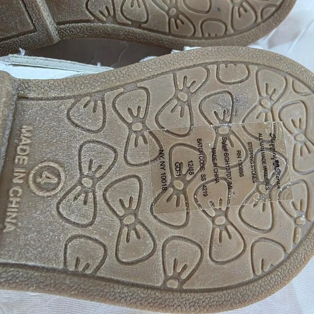 The Unbranded Brand stepping stones